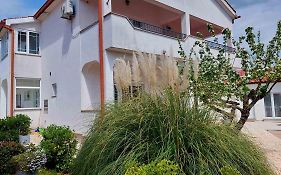 Rooms Hodanić
