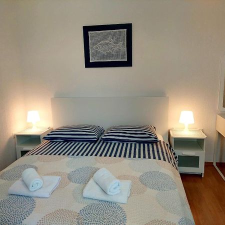 Rooms Hodanić Krk Town Kamer foto