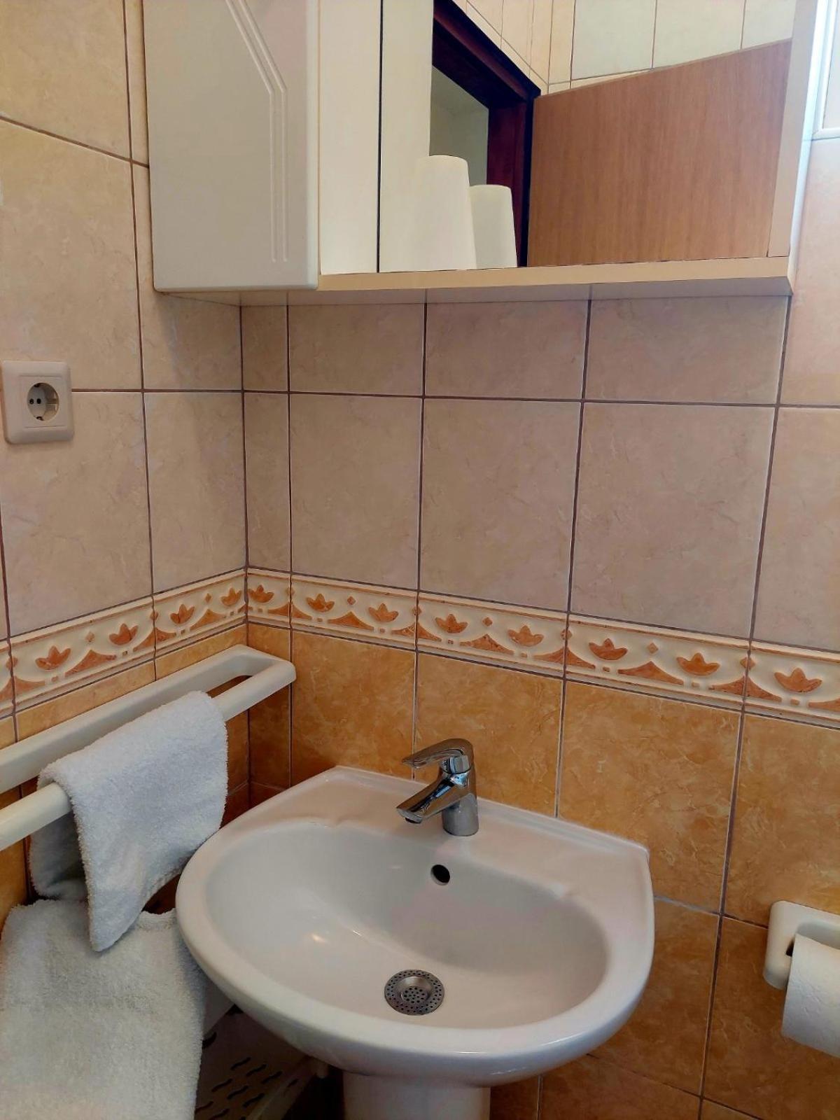 Rooms Hodanić Krk Town Kamer foto