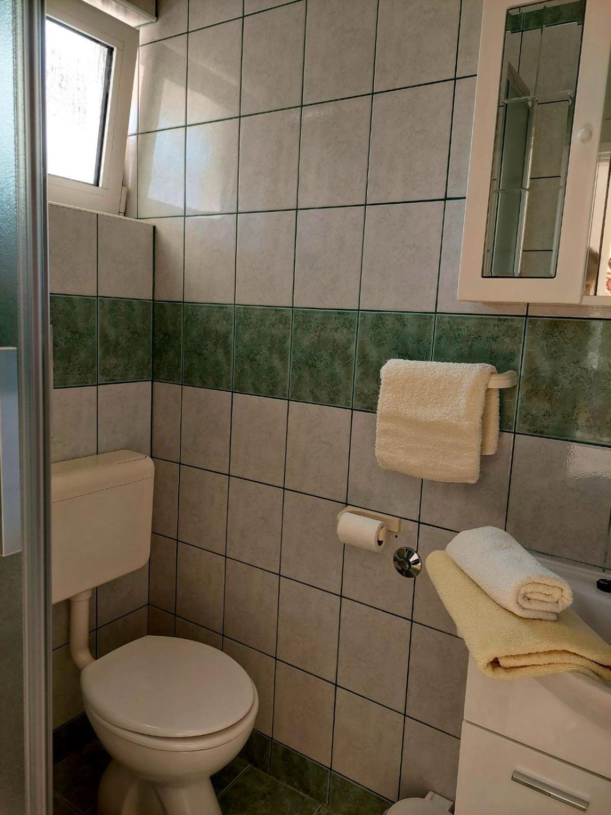 Rooms Hodanić Krk Town Kamer foto