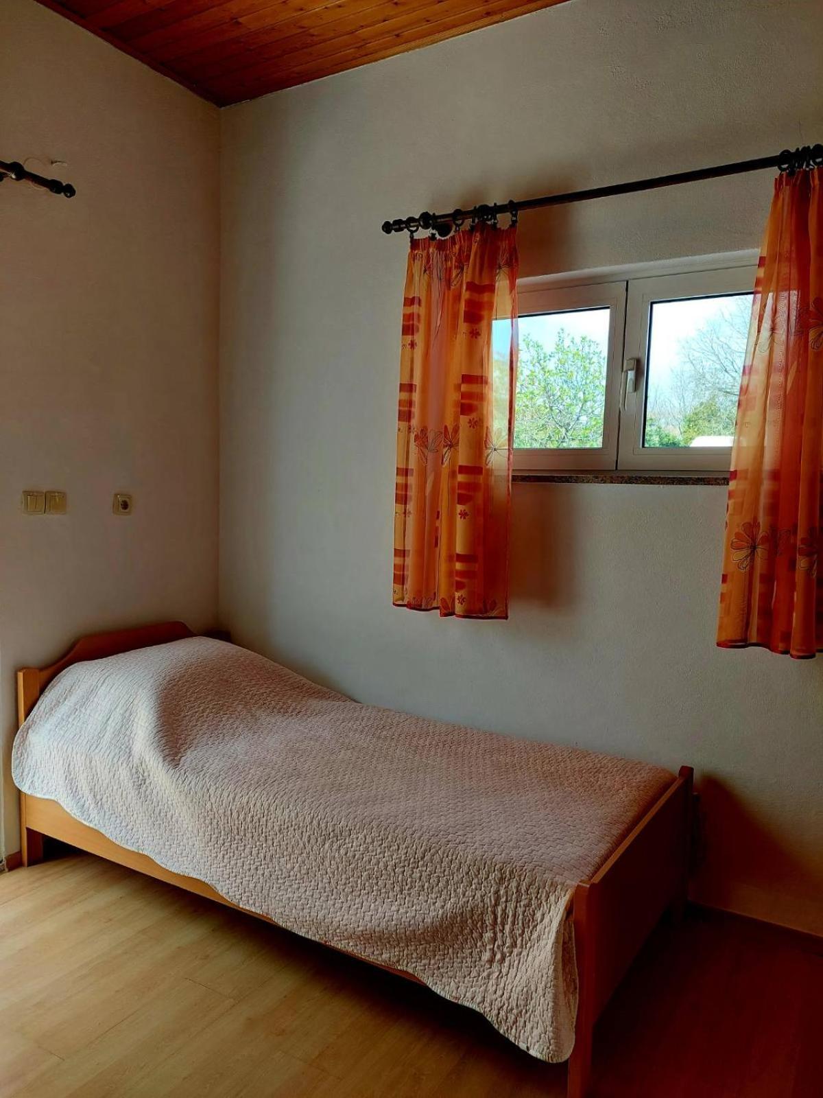 Rooms Hodanić Krk Town Kamer foto