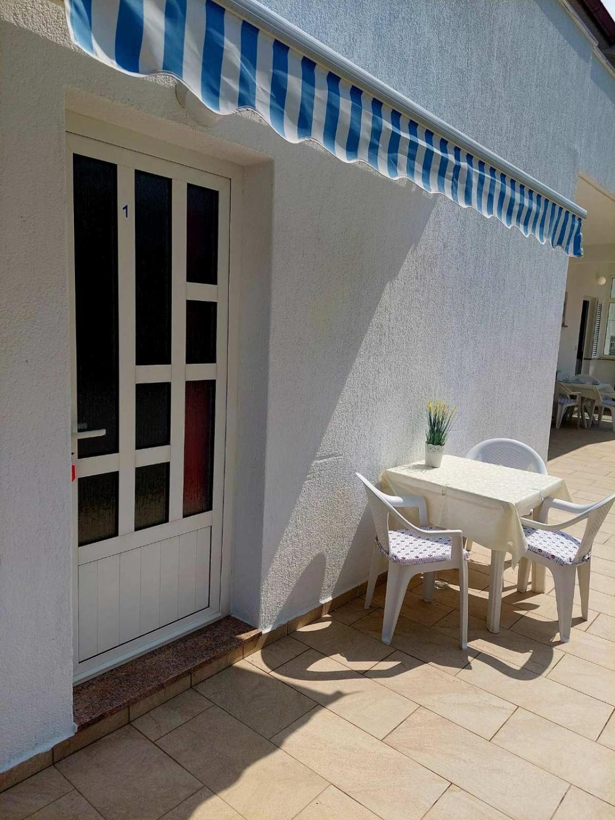 Rooms Hodanić Krk Town Kamer foto